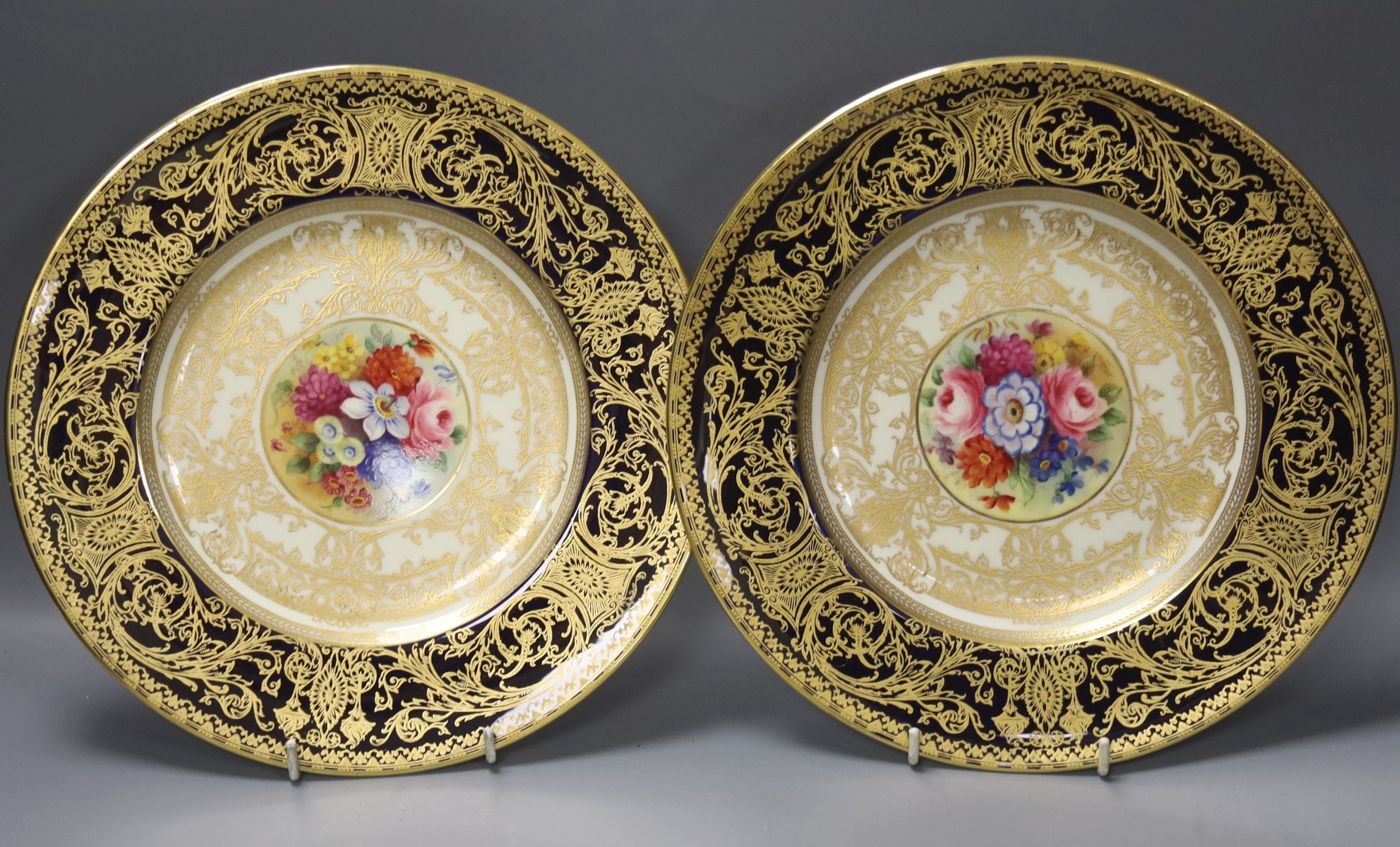 A group of hand-painted and other 19th century and later plates to include examples by Royal Worcester, George Jones, Royal Crown Derby, etc (18)